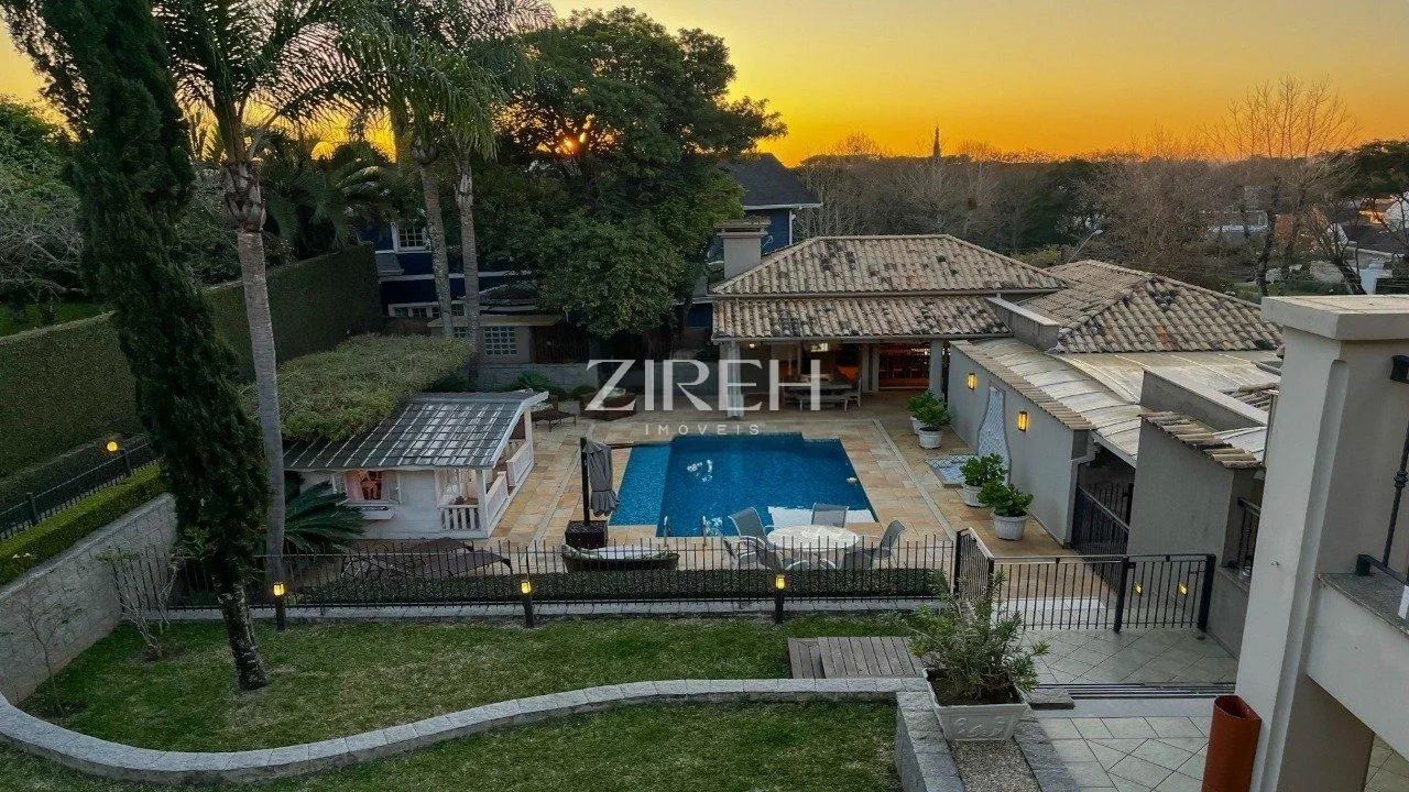 CASA À VENDA COM 4 QUARTOS E PISCINA NO JARDIM COROADOS - Foto 2