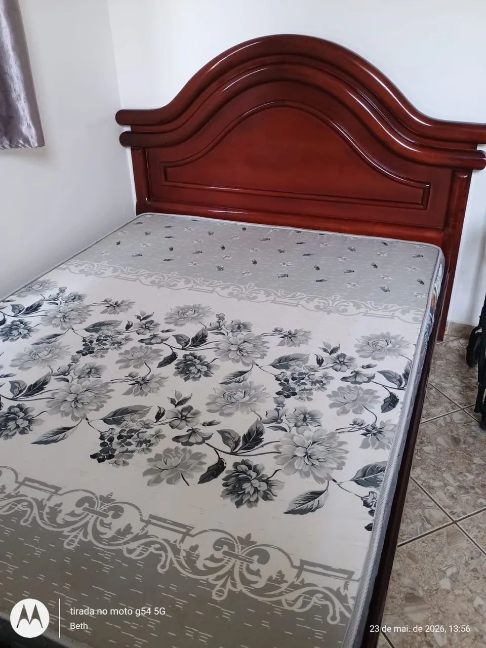 Cama casal Madeira (sem colchão)