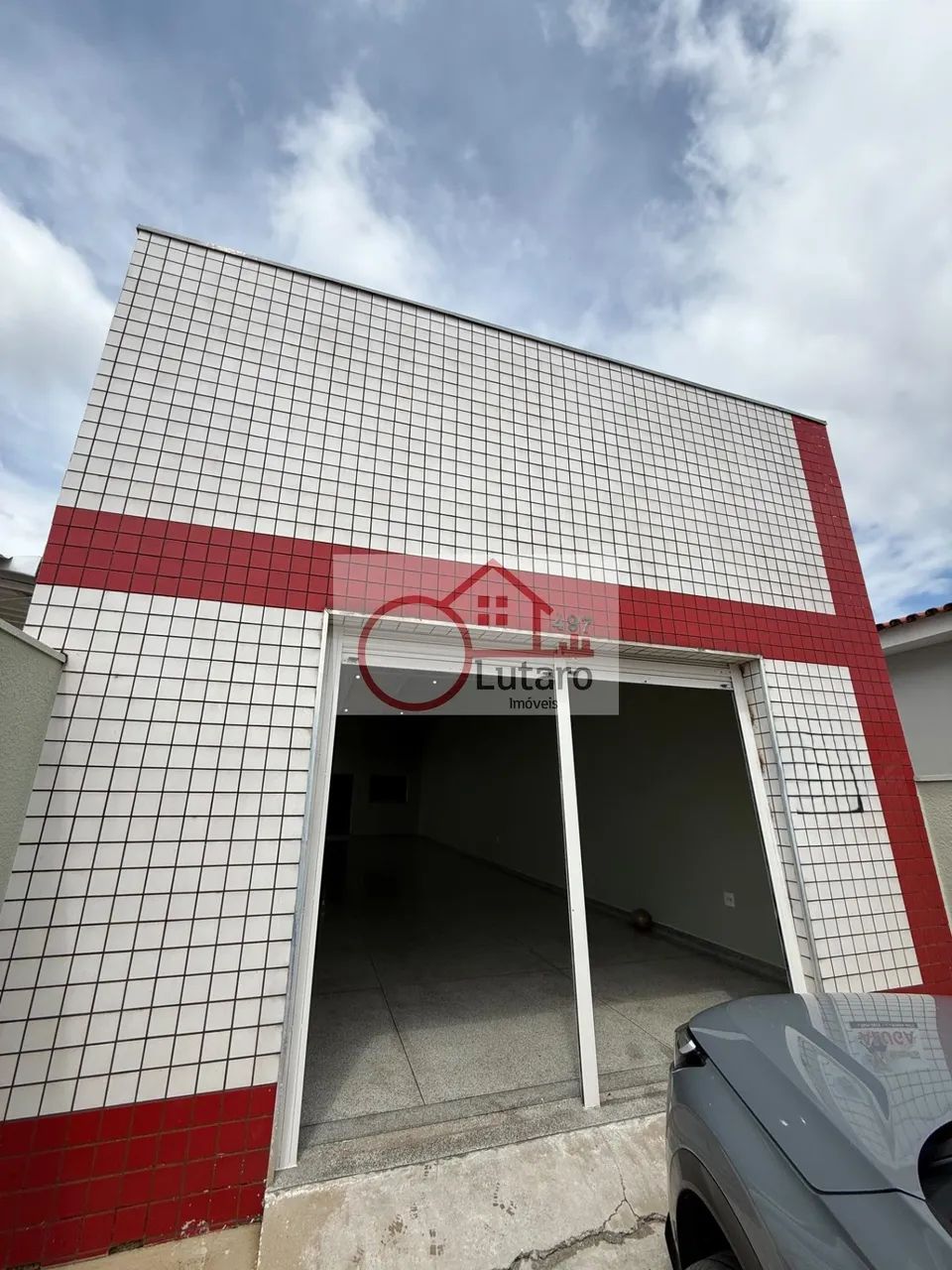 Salão em Centro (Cardeal) - Elias Fausto, SP