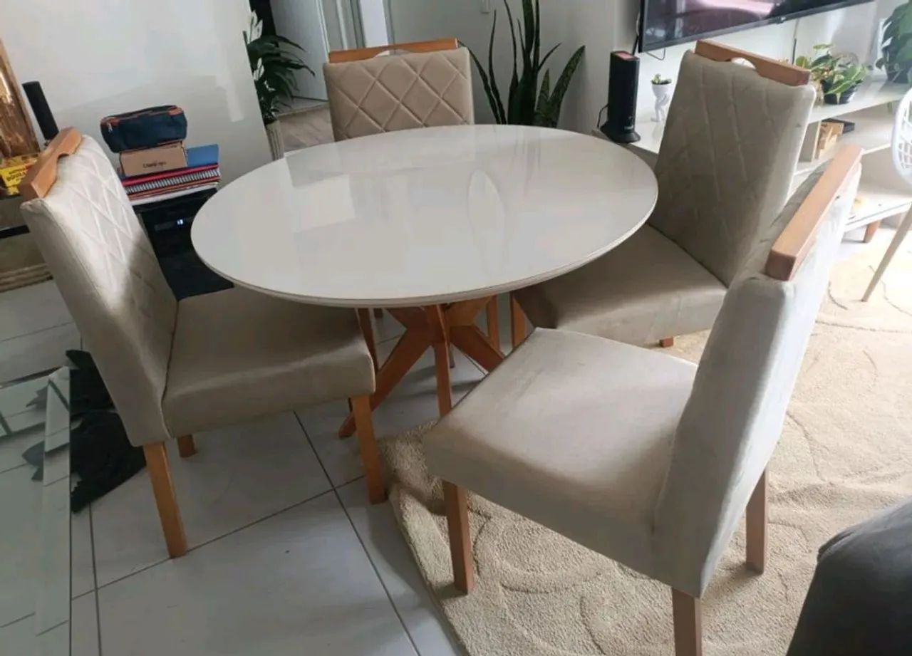 Mesa de jantar legacy com 4 cadeiras em madeira  - Foto 2