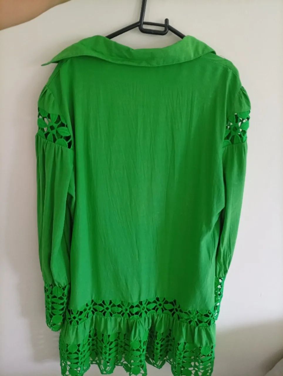 Saída de banho verde com detalhes em renda vazada  - Foto 3
