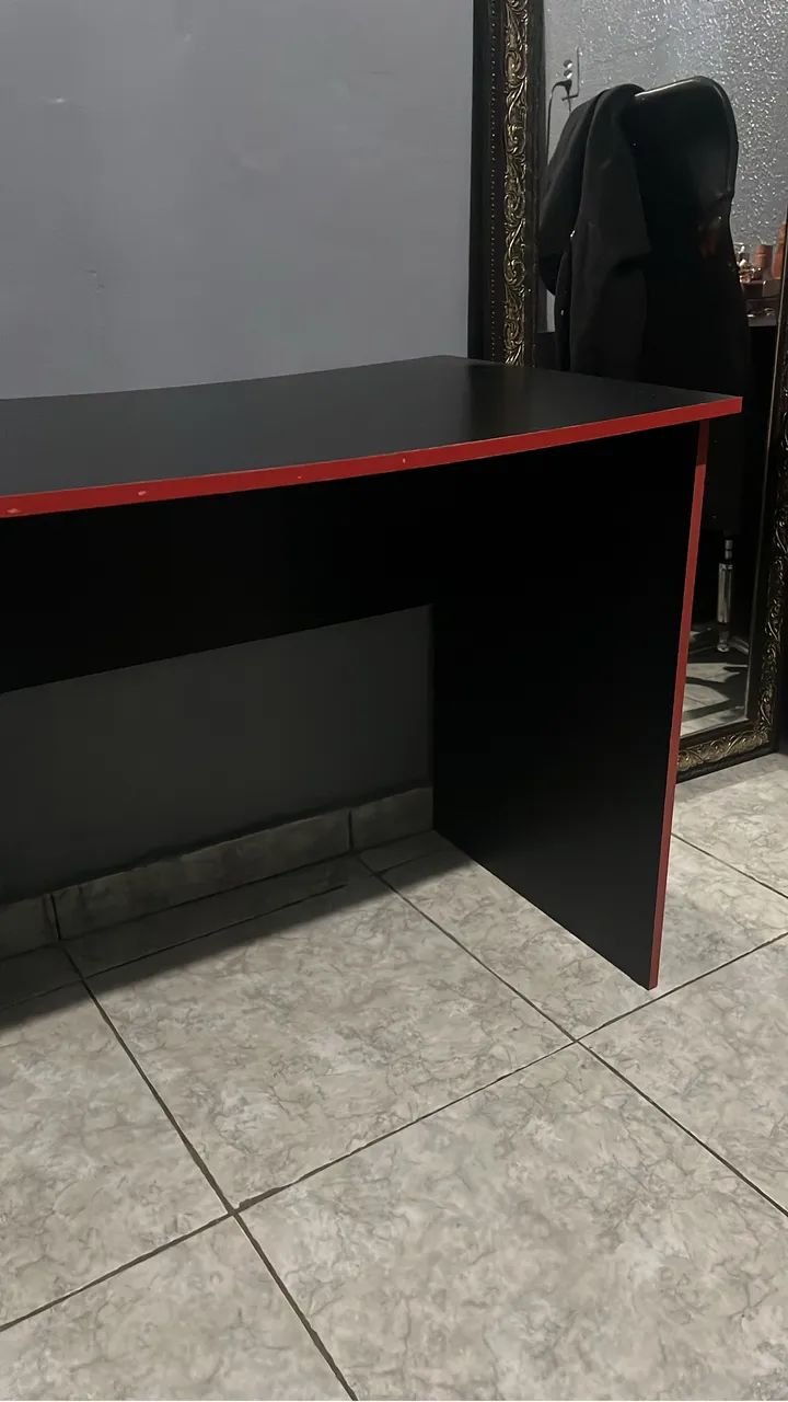 Escrivaninha 50$