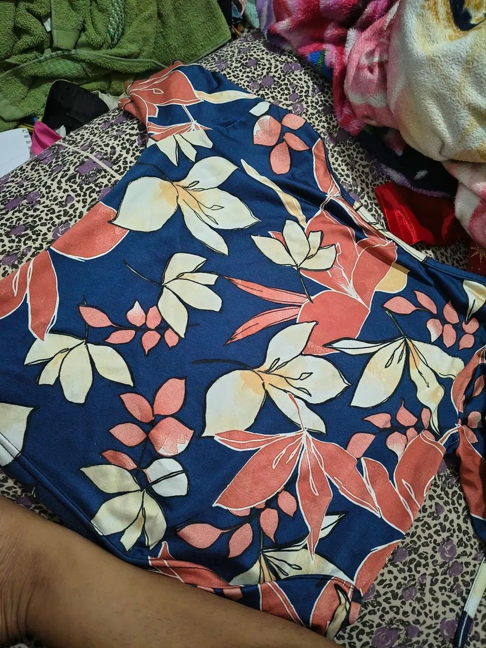 Lote de roupa variada  - Foto 5