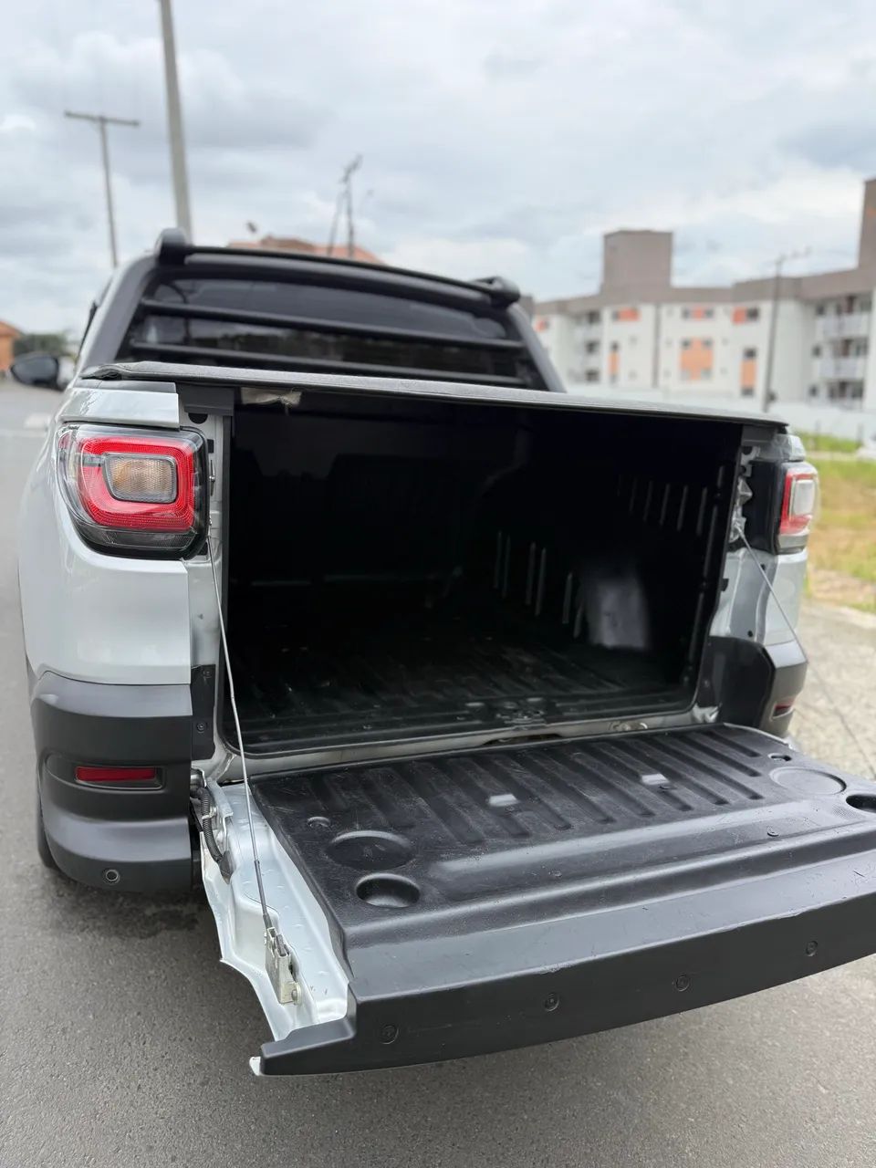 Fiat Strada Freedom 1.3 Flex 8V CD 2023 - Foto 5