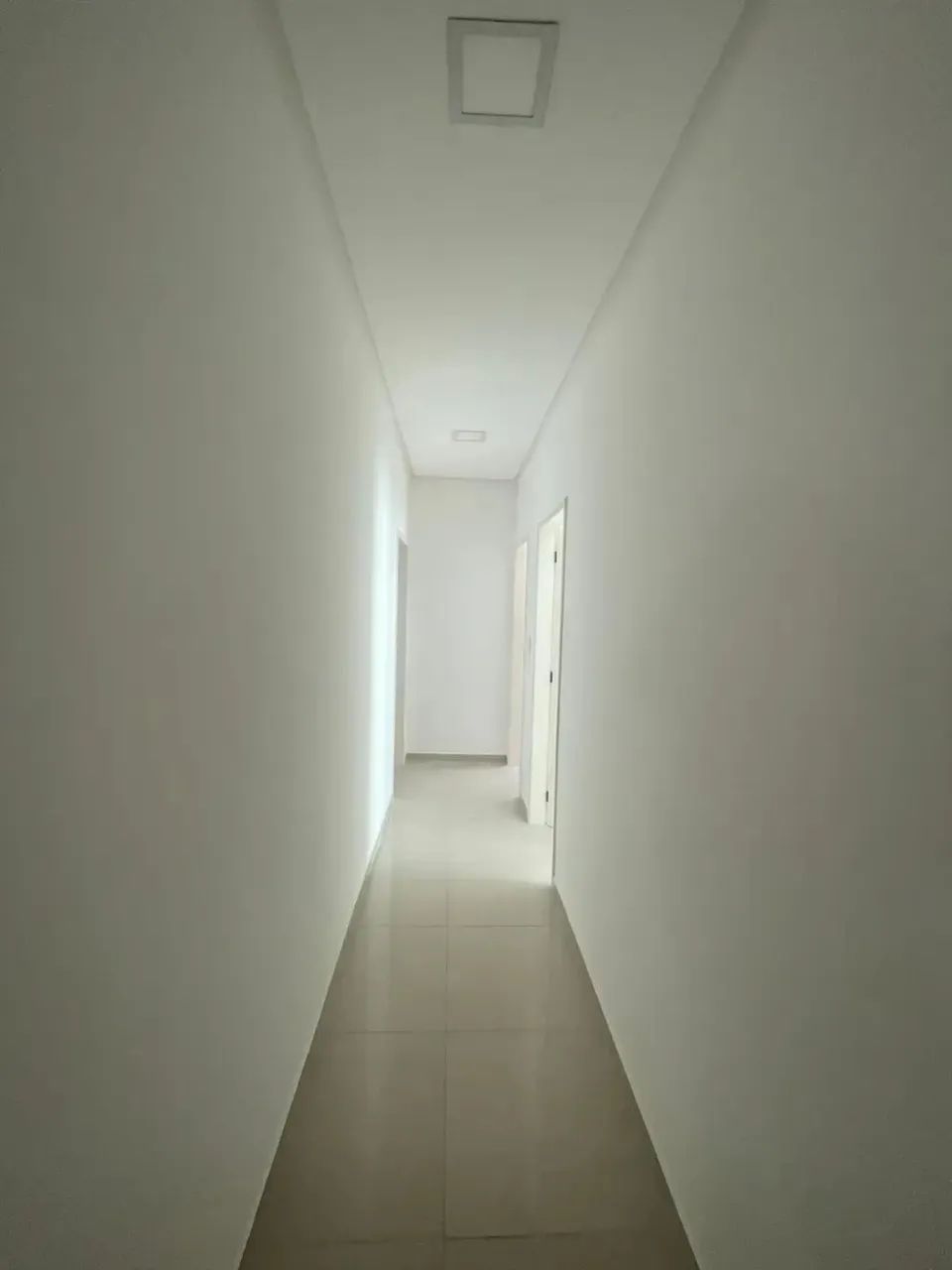 Imóvel para aluguel possui 200 metros quadrados com 3 quartos - Foto 8