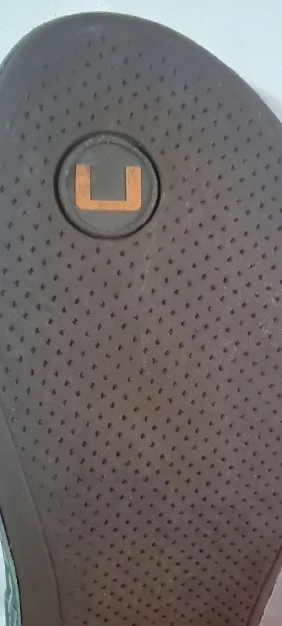 TÊNIS EM COURO UNCLE-K = NÚMERO 38. - Foto 5