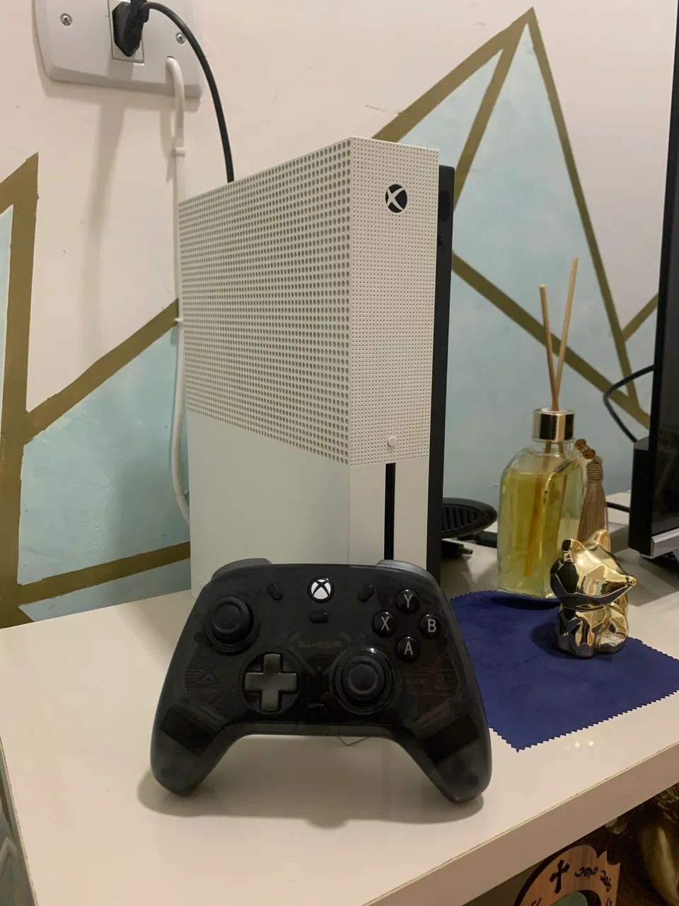 XBOX ONE S COM CAIXA - Foto 5