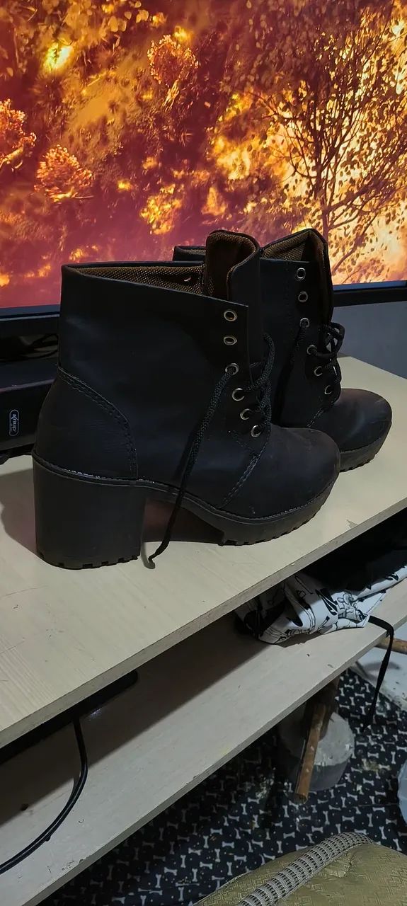 Bota cano médio 