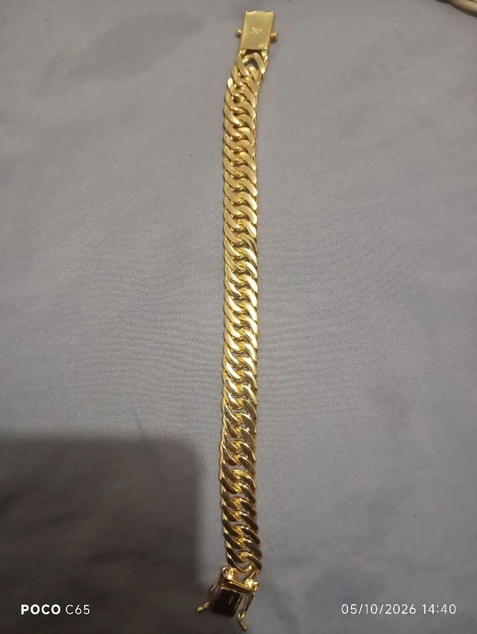 Corrente folhada a ouro 18k