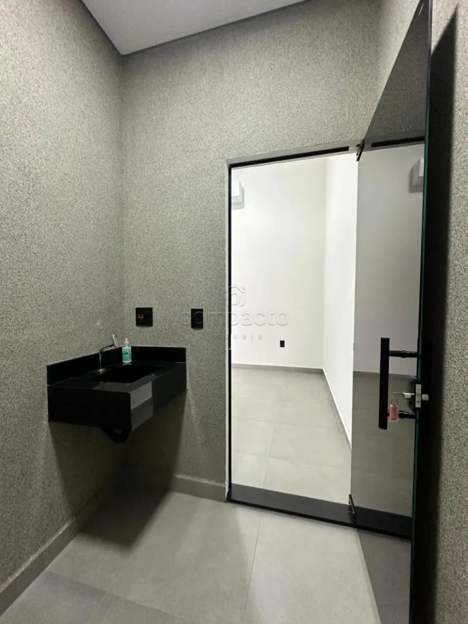 Sala Comercial na Galeria Zurique | 24m² | Excelente Localização em Bady Bassitt - Foto 7