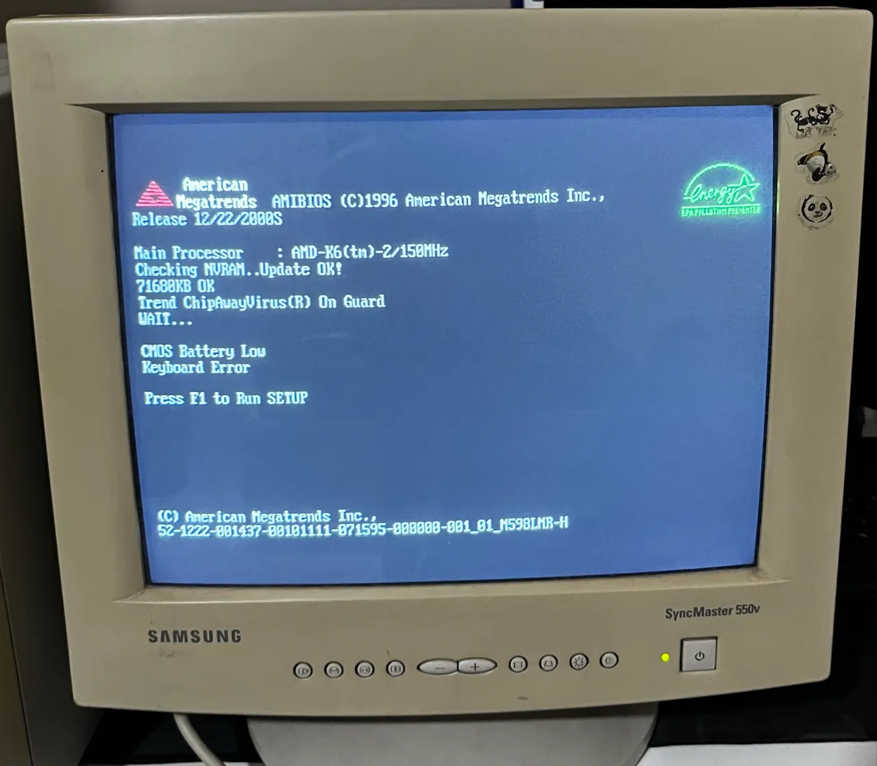 PC Retrô Completo Windows XP + Monitor CRT + Mesa - Setup Anos