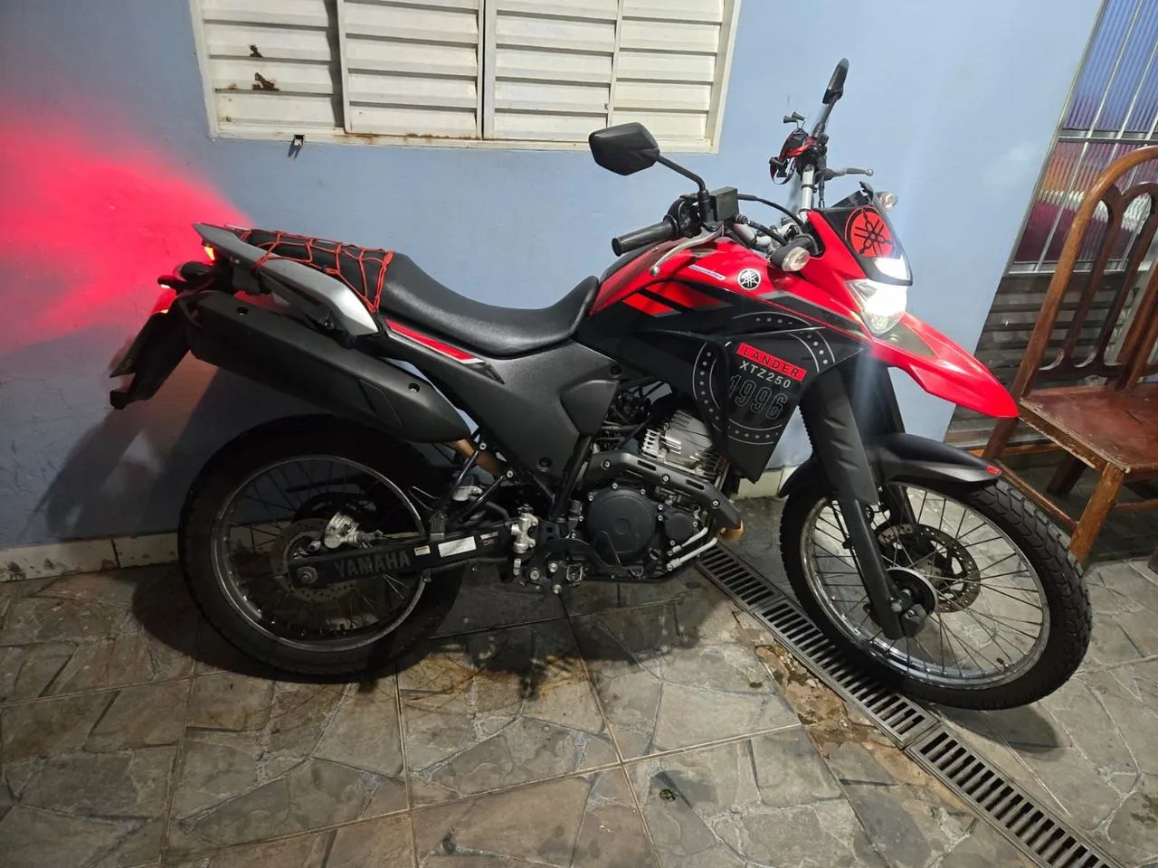 Lander 250  - Foto 2