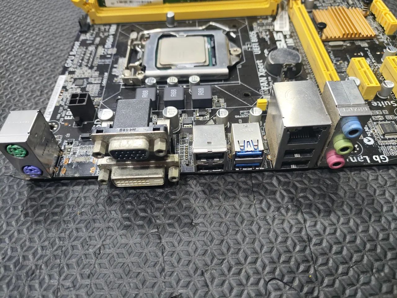Kit placa mãe Asus, ddr3 4gb, processador core i5-4440 - Foto 2