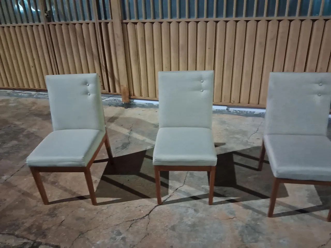 Reforma e manutenção de cadeiras  - Foto 2