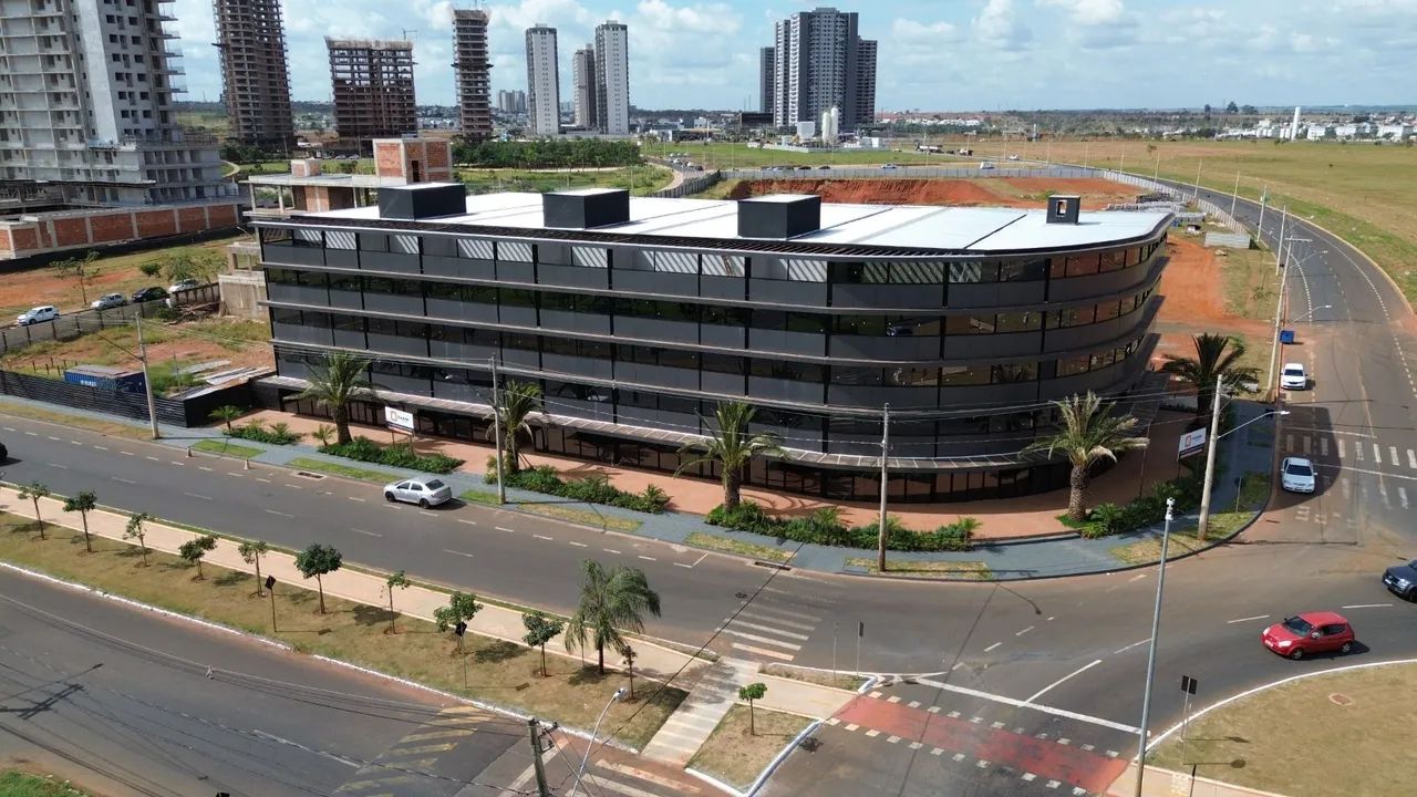 Loja à venda no bairro Parque Una em Uberlândia/MG - Foto 4