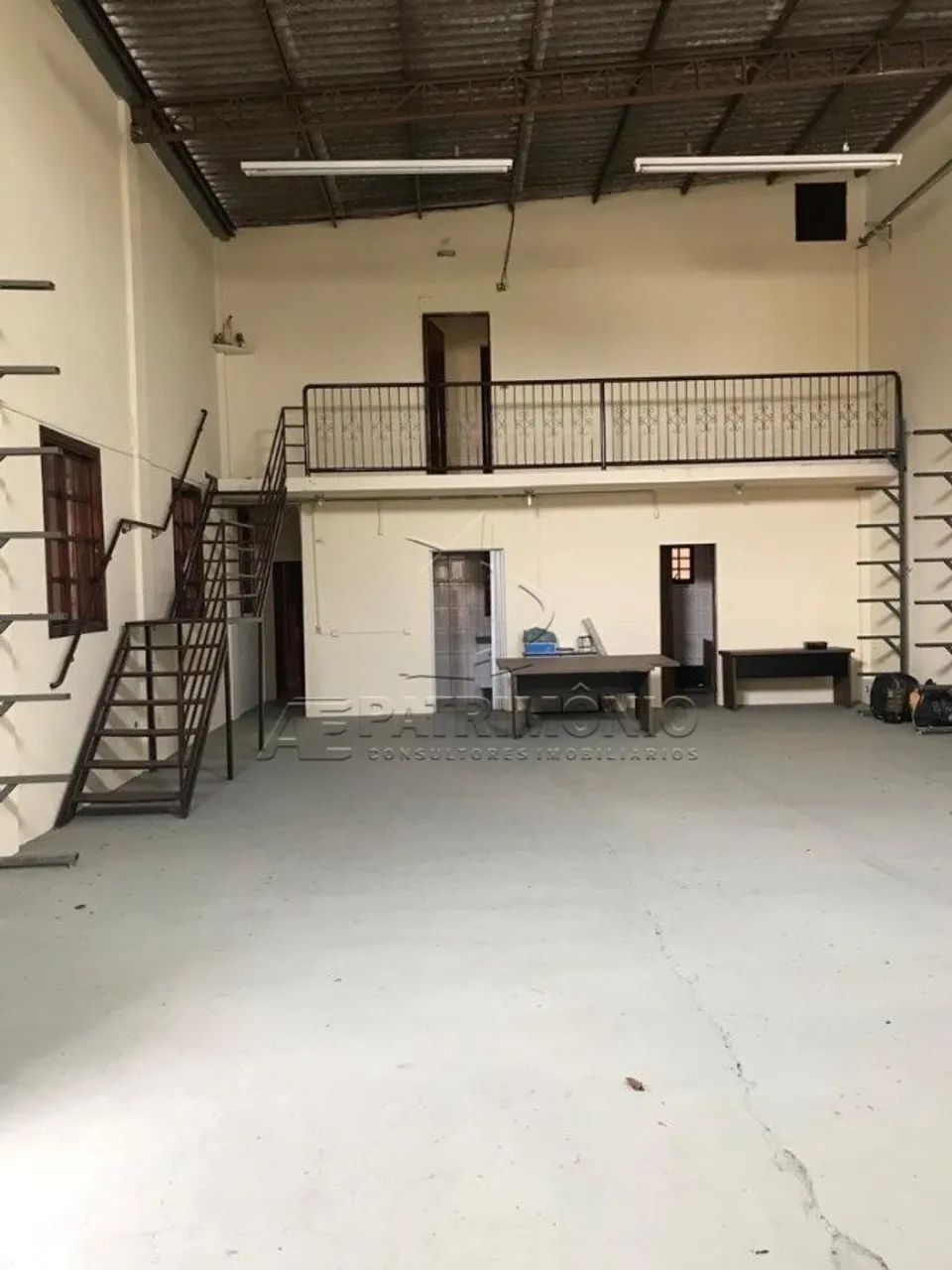 Galpão de 208,28 m² no Jd. Amalia