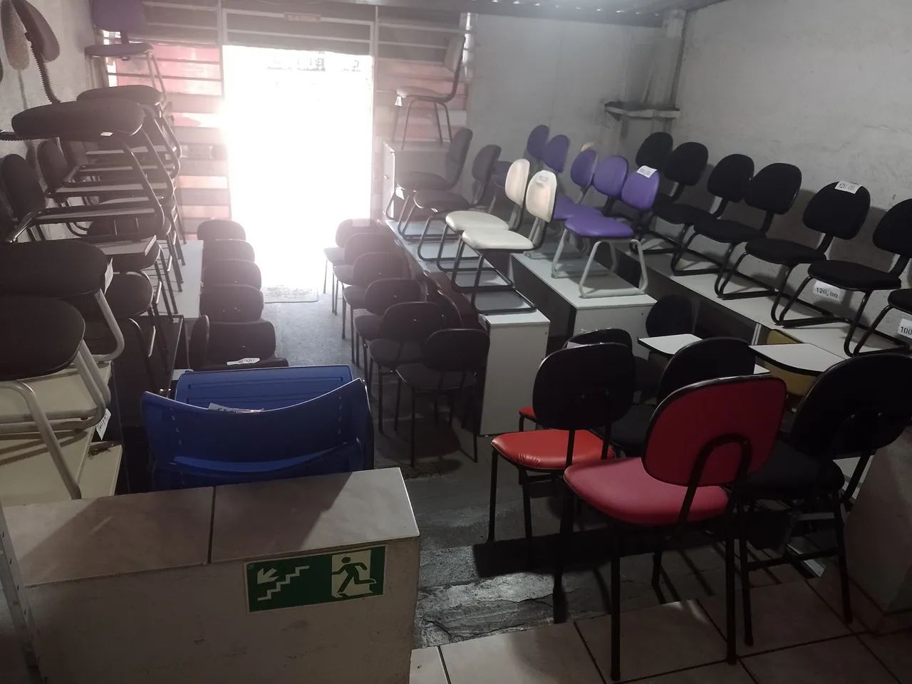 Móveis para escritório semi novos e usados 