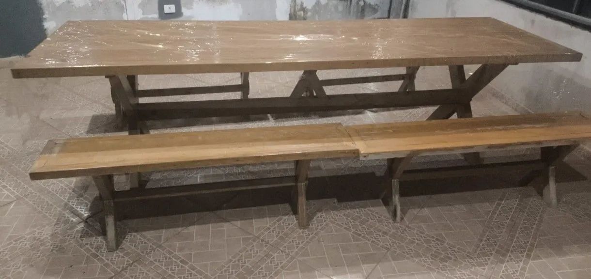 MESA 3M COM 6 BANCOS. 