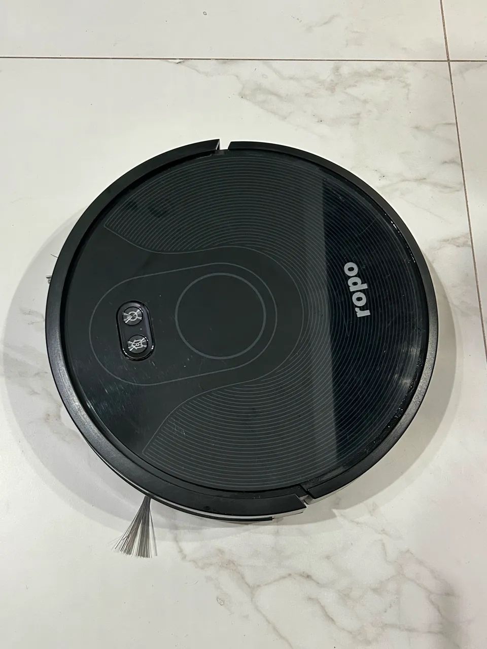 Robô aspirador Ropo Glass 3 - Preto - com Wi-Fi/App + controle + kit de peças