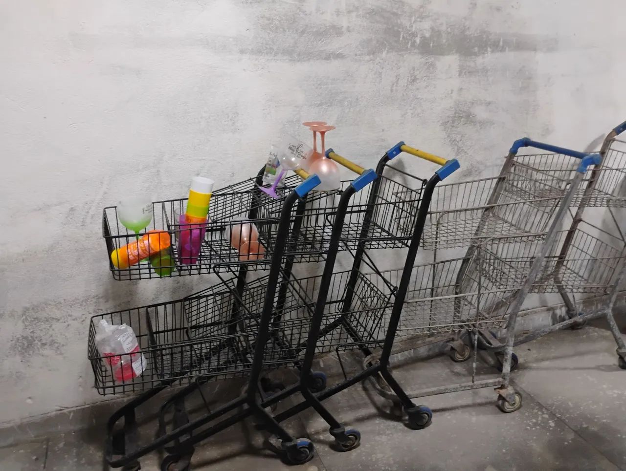 Carrinhos de Supermercado usado
