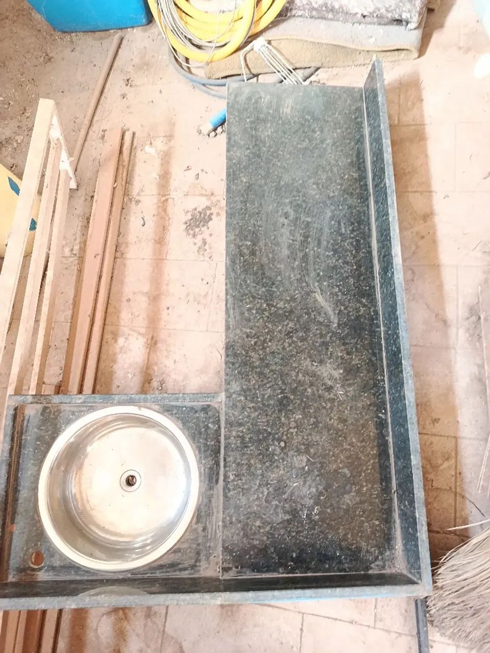 Pia de inox com bancada de mármore  - Foto 2