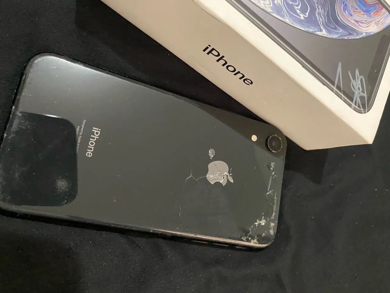 IPHONE XR - Foto 4
