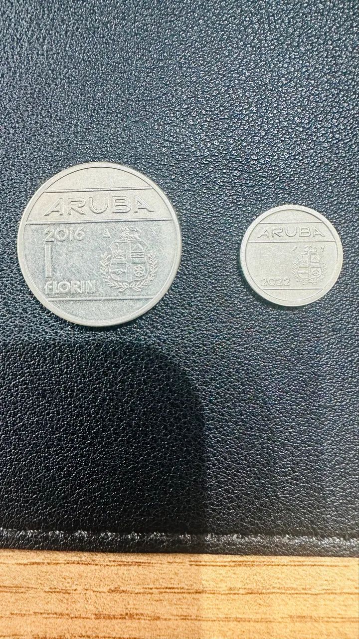 02 Moedas de Aruba Florin  - Foto 2