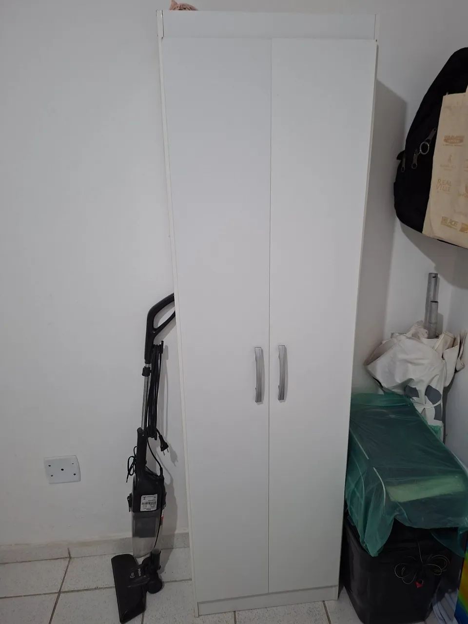 Armário multiuso 