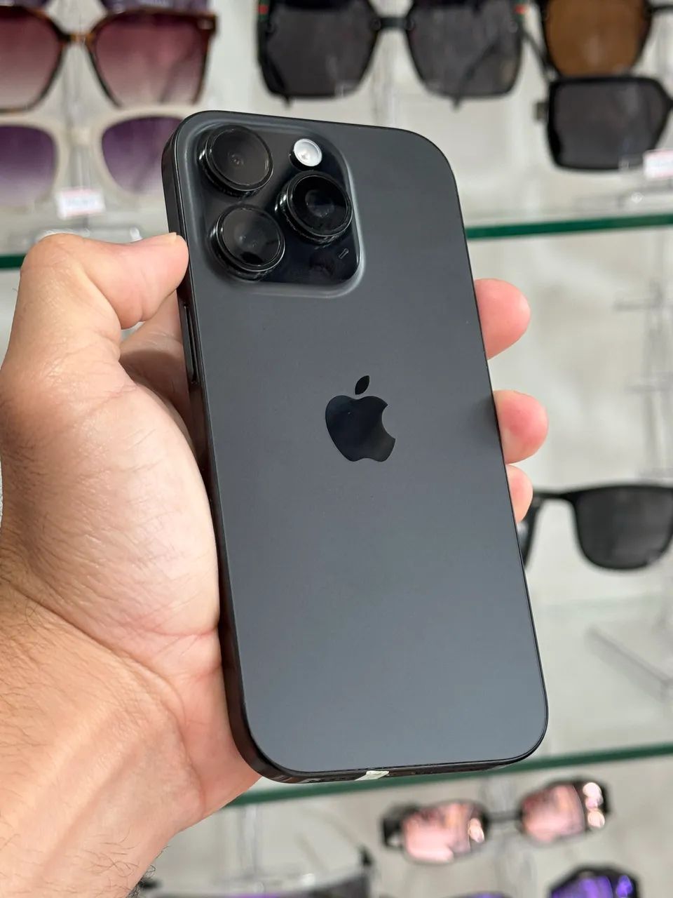 Iphone 16 Pro  - Foto 4