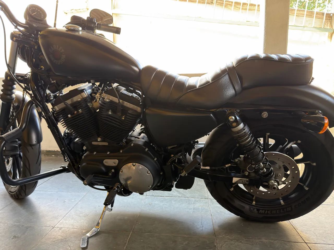 Harley Davidson 883 - Foto 3