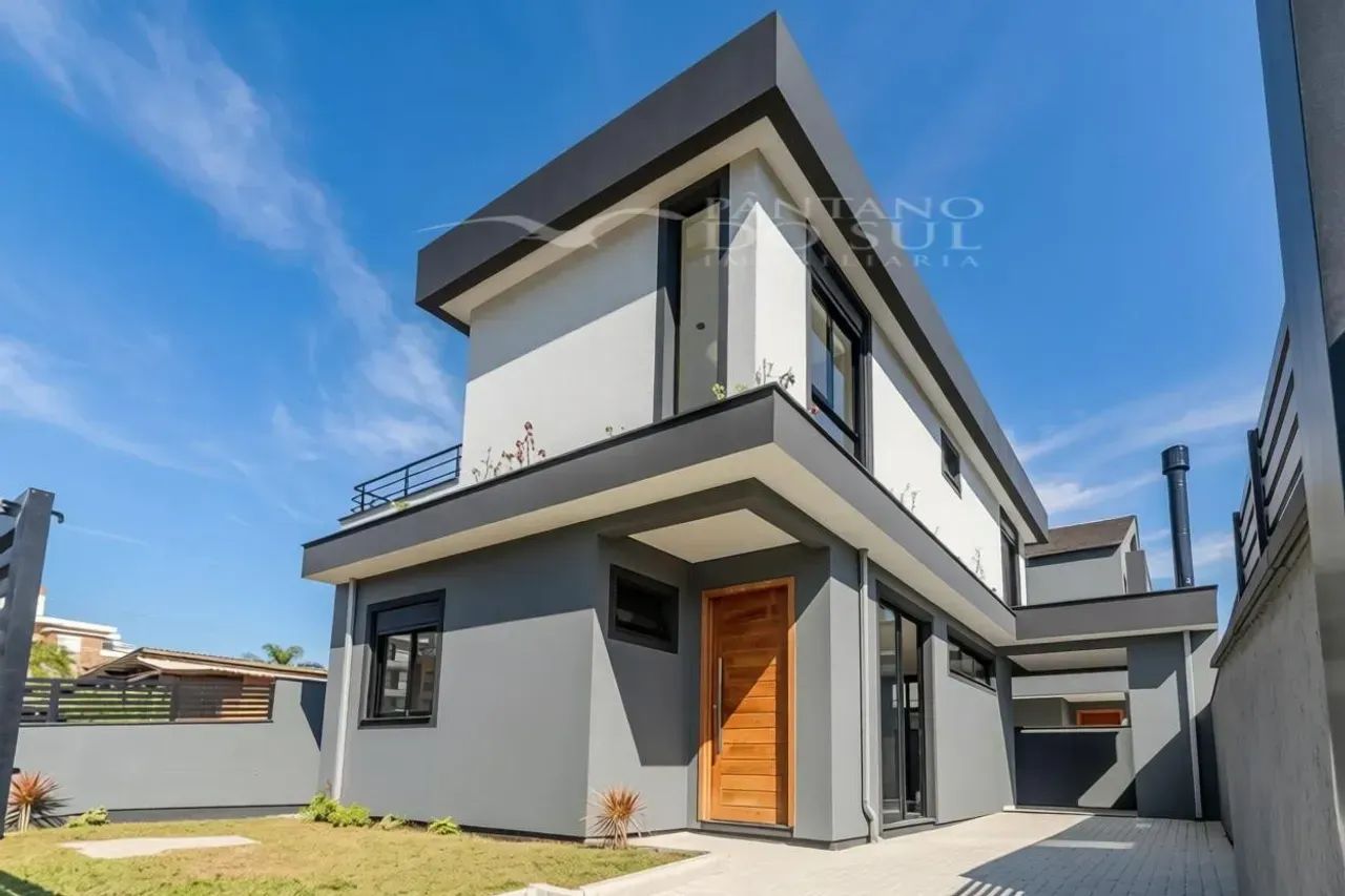 Casa com 03 dormitórios e 01 suíte em Balneário dos Açores - casa 01