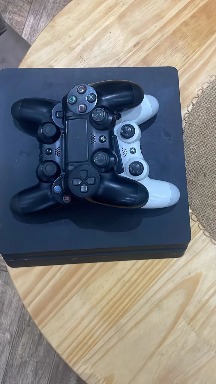 Vendo ps4 slim em perfeito estado - Foto 3
