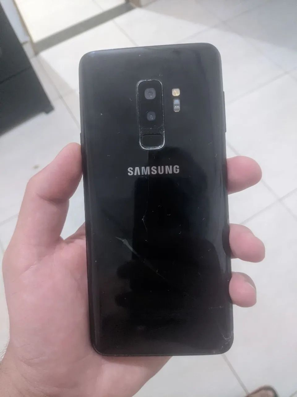 Galaxy s9 plus com variações 