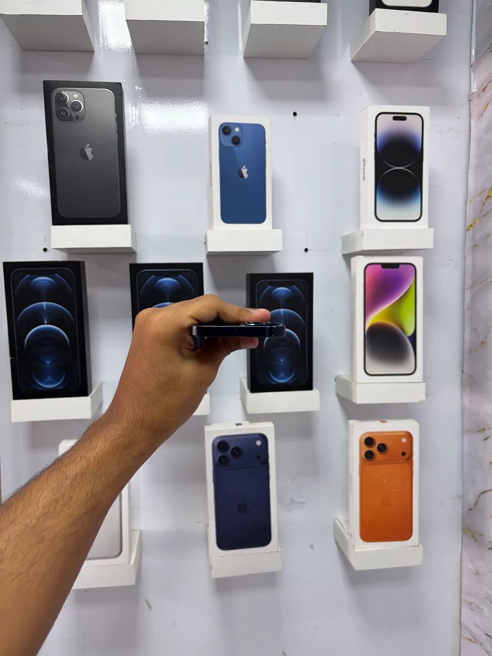 IPHONE 13 128 GB  - Foto 4