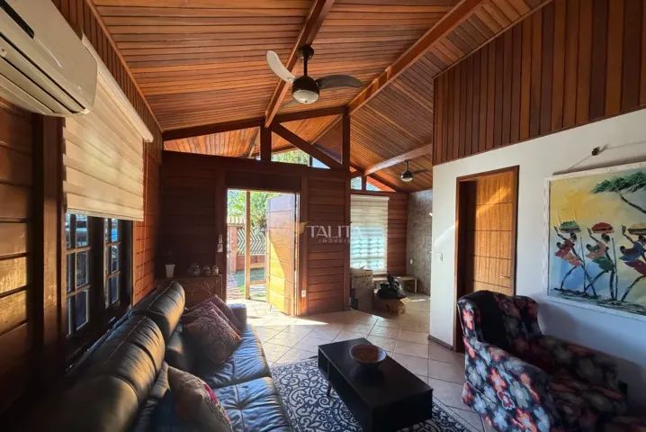 Casa de excelente padrão em condomínio fechado  - Foto 5