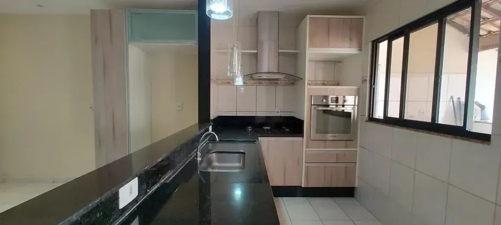 VENDO EXCELENTE CASA NO LIMOEIRO - Foto 2
