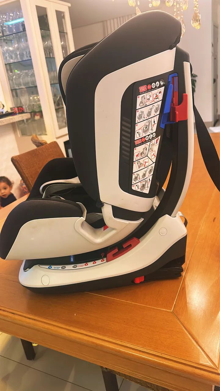 Cadeira para carro Chicco com isofix  - Foto 4