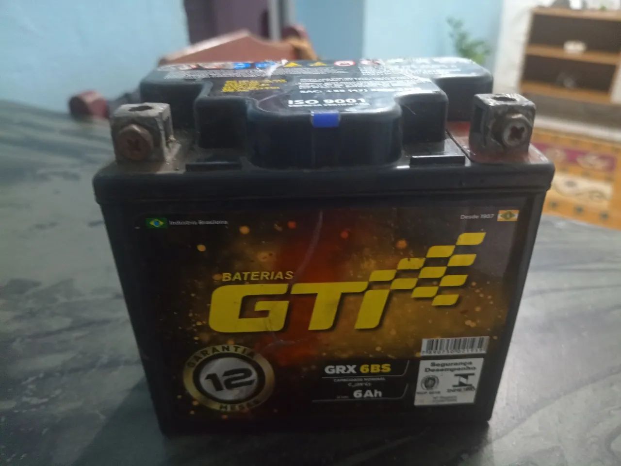 Bateria de moto GTI 6 hampers toda boa 