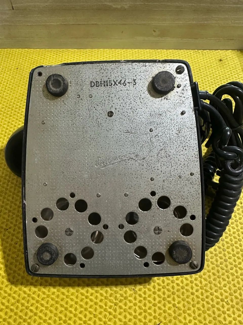 Telefone antigo de mesa marca Ericsson  - Foto 5