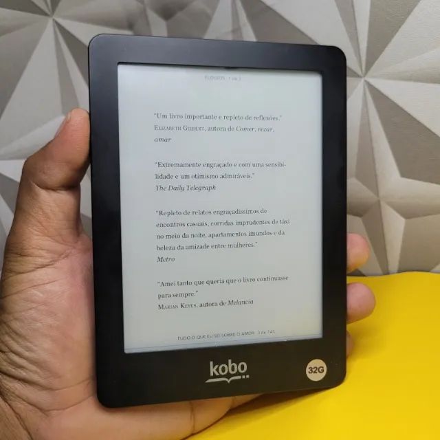 Leitor de Livros Kobo 32GB de Armazenamento Funcionando Perfeitamente