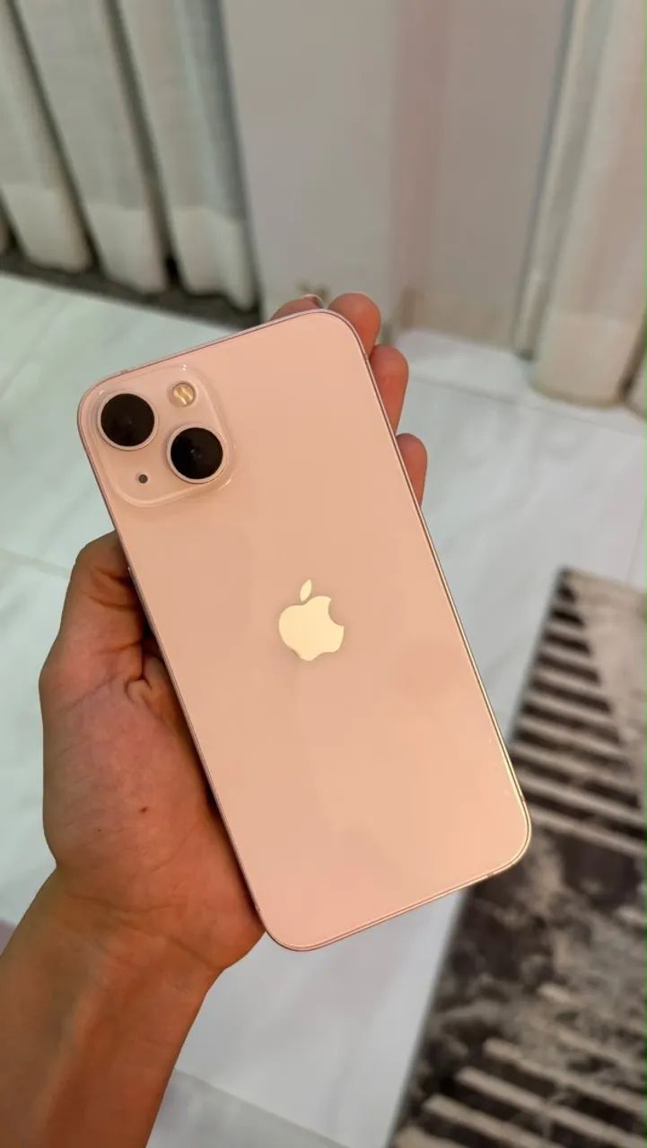 iPhone 13 impecável 