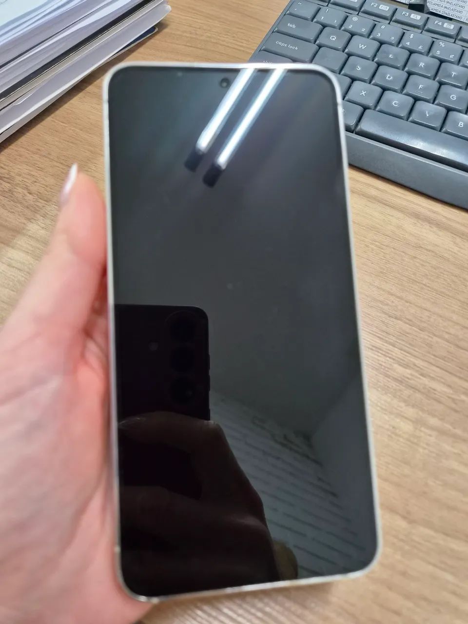 Vendo celular usado em ótimo estado Samsung S23 - Foto 2