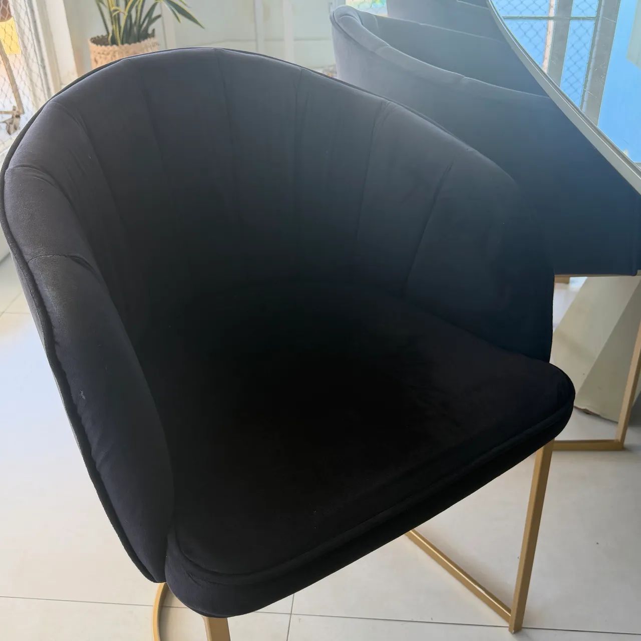 Vendo conjunto de mesa com cadeiras  - Foto 3