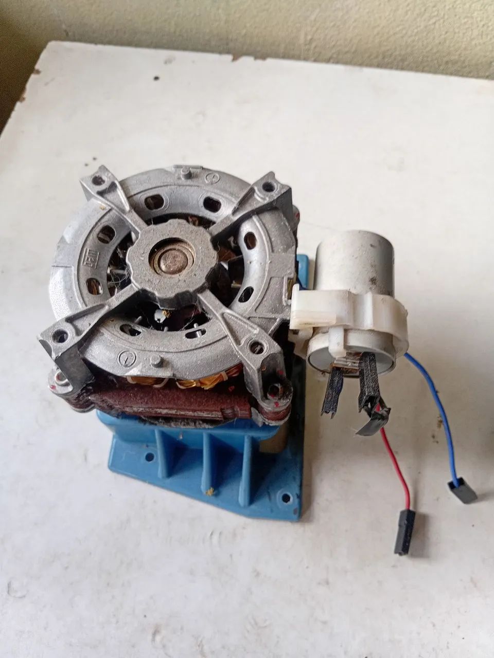 Motor de tanquinho sugar