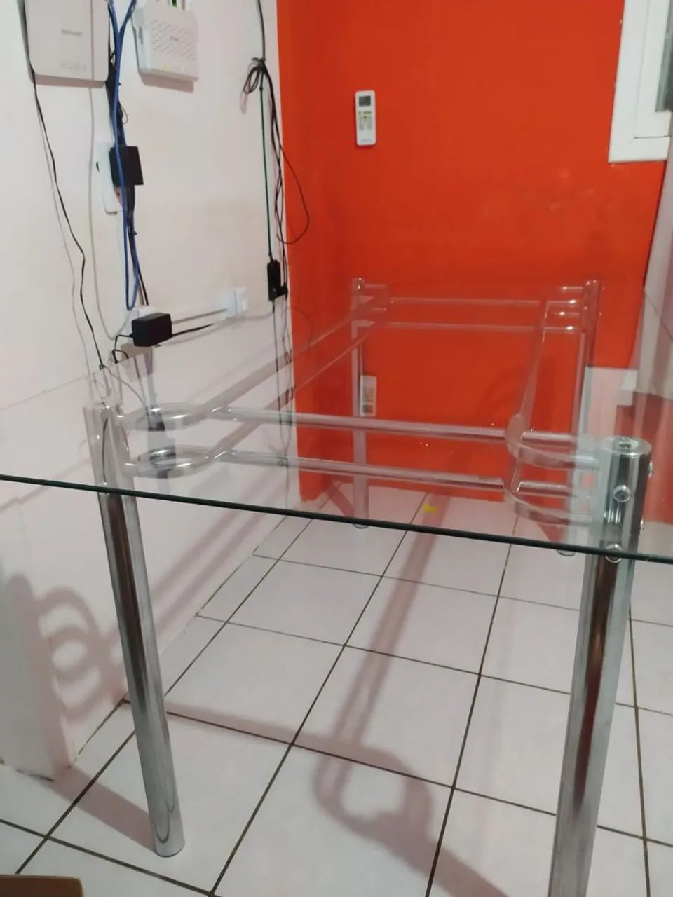 2 Mesas de vidro e uma desmontavel - Foto 2