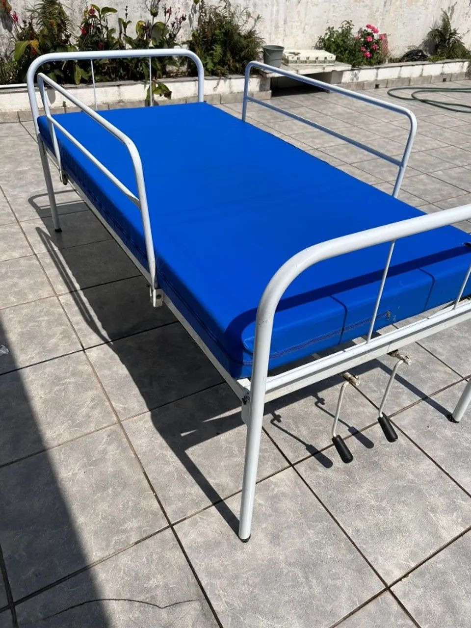 Cama Hospitalar Manual com Colchão - Foto 3
