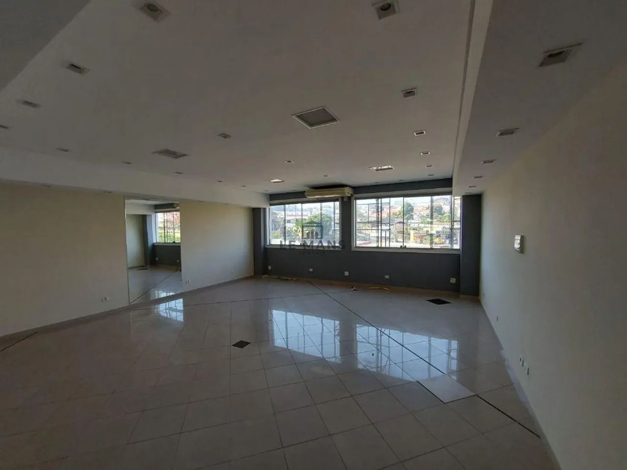Sala para alugar em Piracicaba, Paulista, com 55 m²