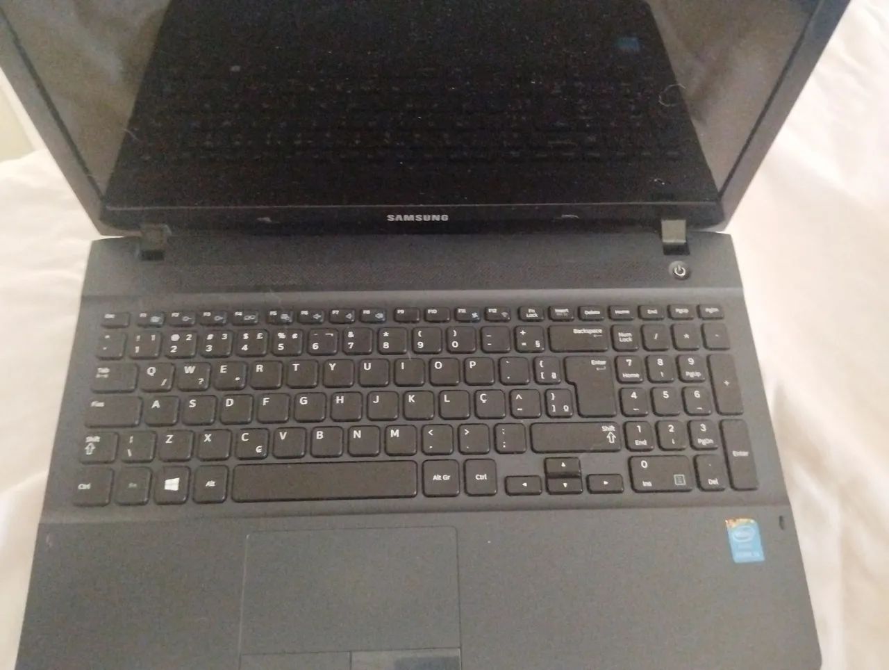Samsung i3 8gb memoria