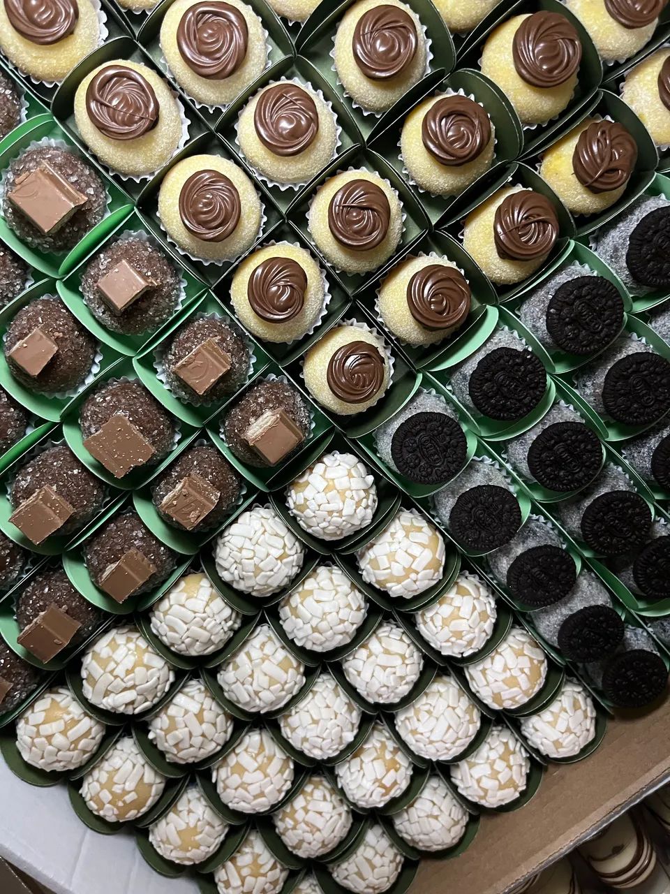 Docinhos gourmet cento 
