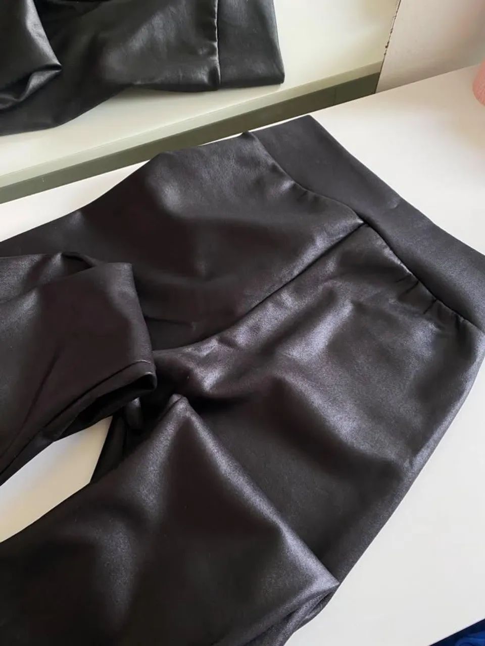 Calça de couro fale preta - Foto 3